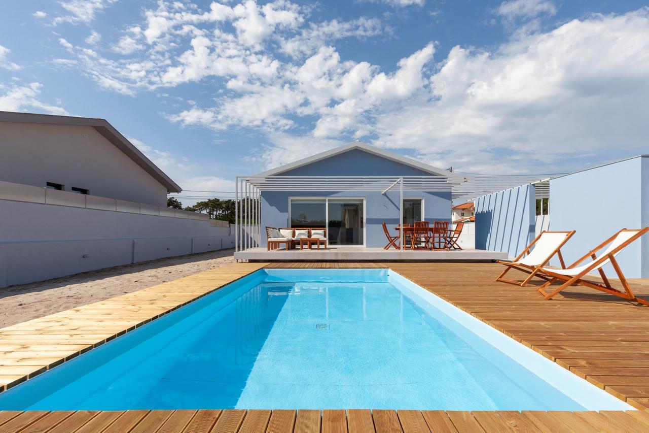 Blue Dreams Villa โอวาร์ ภายนอก รูปภาพ